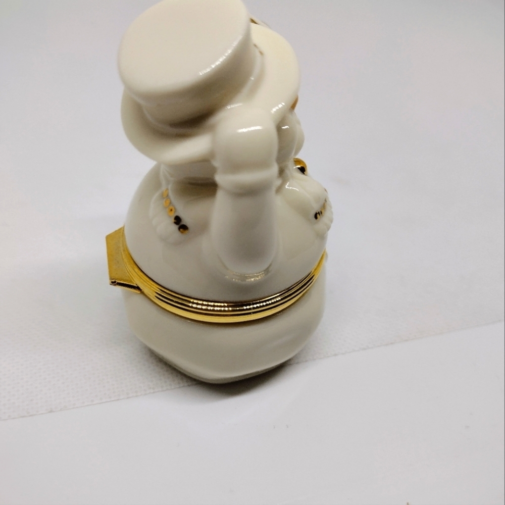Lenox Treasures "The Snowman's Surprise Box" Trinket Box - Picture 4 of 8